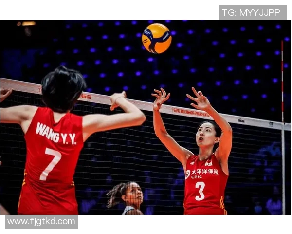 上海羽毛球队在世锦赛积分榜上以62分稳居第一名展现强劲实力