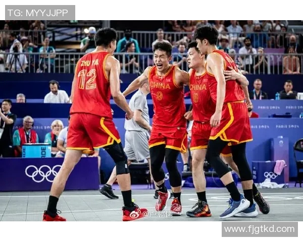 深度对话：探索杨军在篮球世界中的成长与奋斗历程